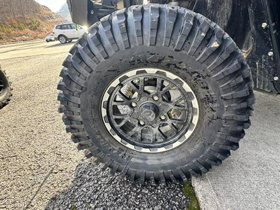 2023 Kawasaki Teryx4 S LE