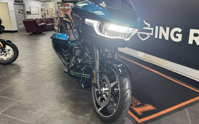 2026 Harley-Davidson® Road Glide® Teal Thunder / Vivid Black Black Trim