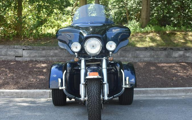2012 Harley-Davidson Tri Glide Ultra Big Blue Pearl/Vivid Black
