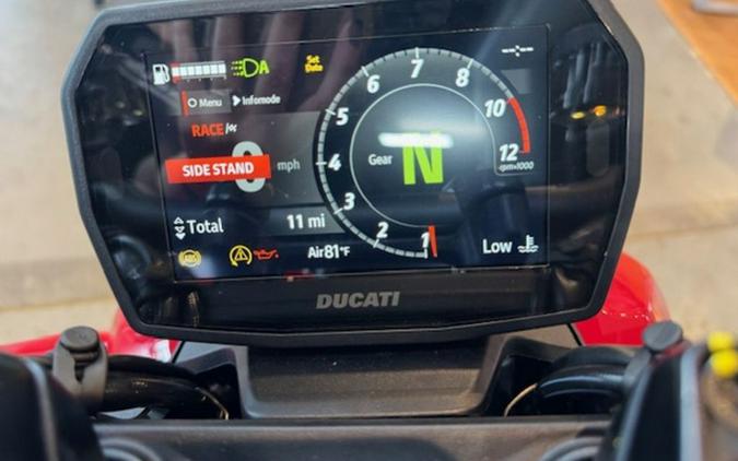 2025 Ducati Streetfighter V2 S