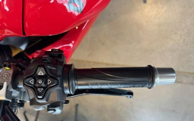 2025 Ducati Streetfighter V2 S