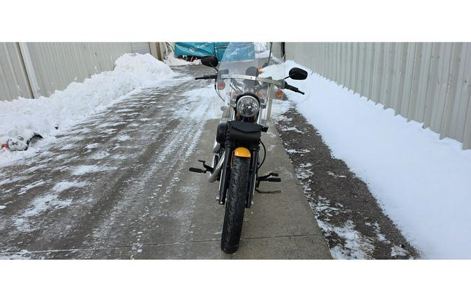 2011 Harley-Davidson® XL883N IRON 883