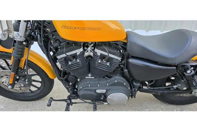 2011 Harley-Davidson® XL883N IRON 883