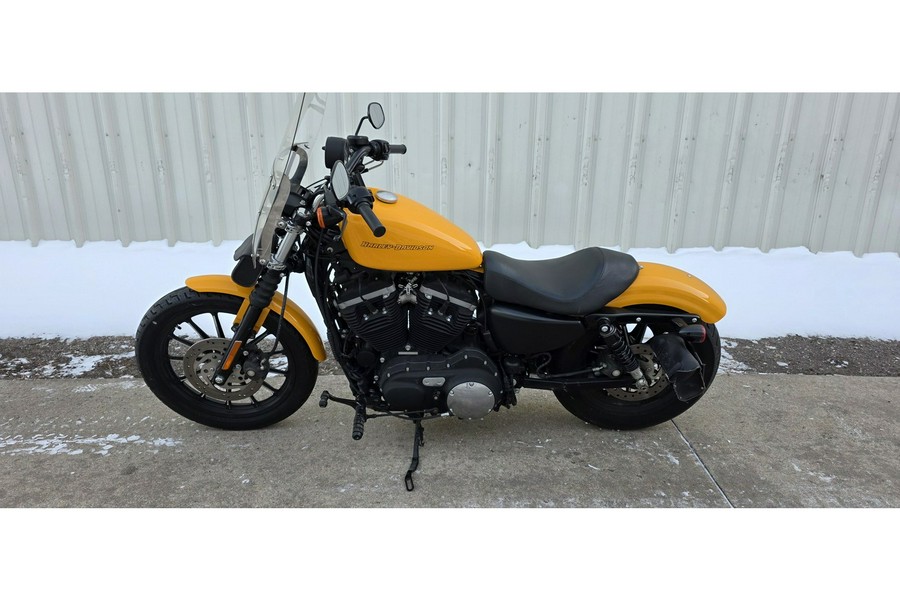 2011 Harley-Davidson® XL883N IRON 883