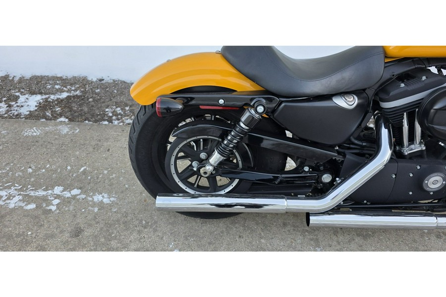 2011 Harley-Davidson® XL883N IRON 883