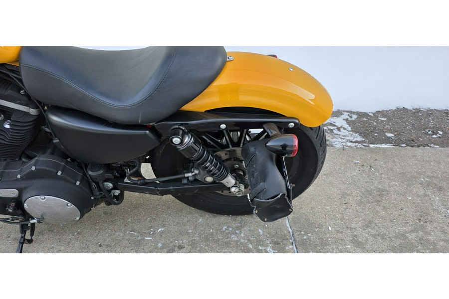 2011 Harley-Davidson® XL883N IRON 883