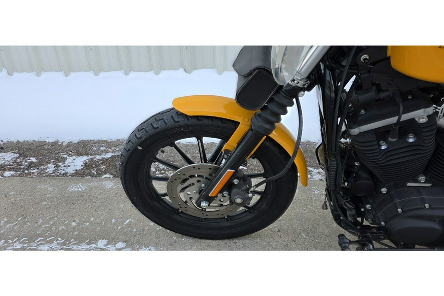 2011 Harley-Davidson® XL883N IRON 883