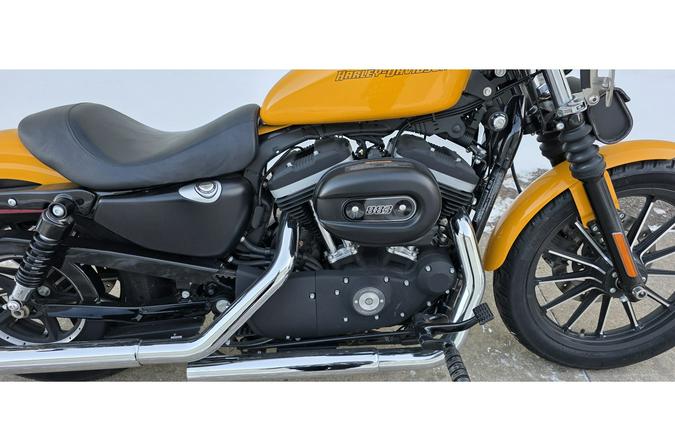 2011 Harley-Davidson® XL883N IRON 883
