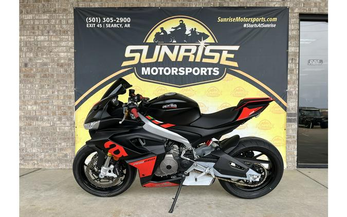 2025 Aprilia RS 660 Base