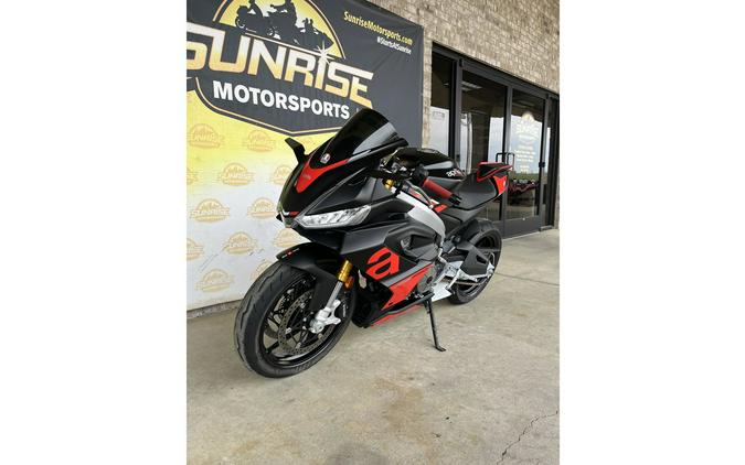 2025 Aprilia RS 660 Base