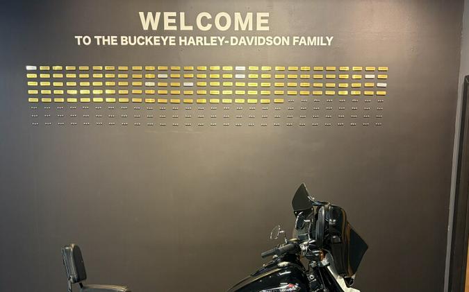 2018 Harley-Davidson® Softail Slim® Vivid Black