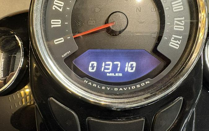 2018 Harley-Davidson® Softail Slim® Vivid Black