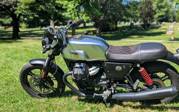 2020 Moto Guzzi V7 III Stone S