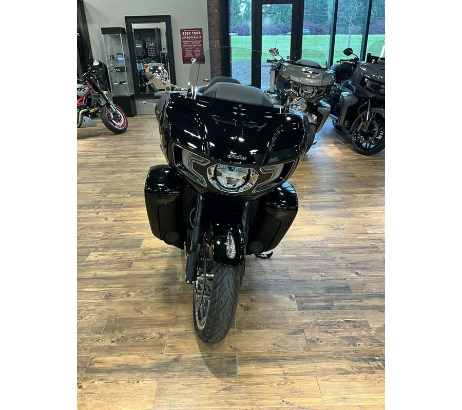 2023 Indian Motorcycle® Pursuit Limited Black Metallic