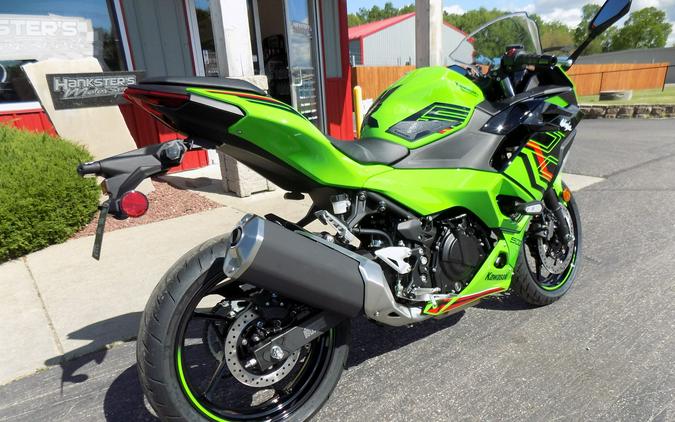 2024 Kawasaki Ninja 500 KRT Edition SE ABS