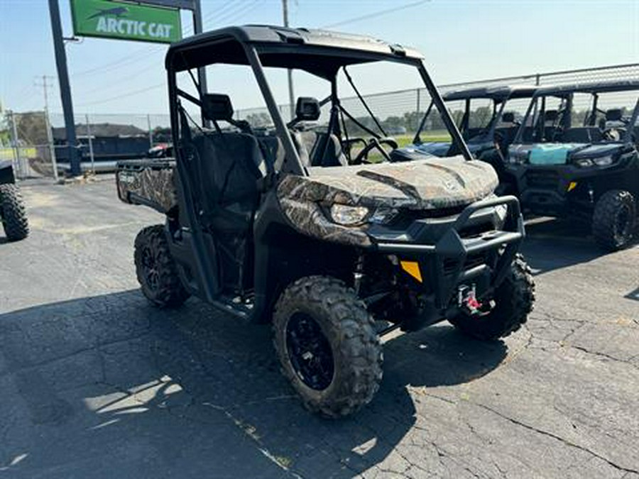 2024 Can-Am Defender XT HD7