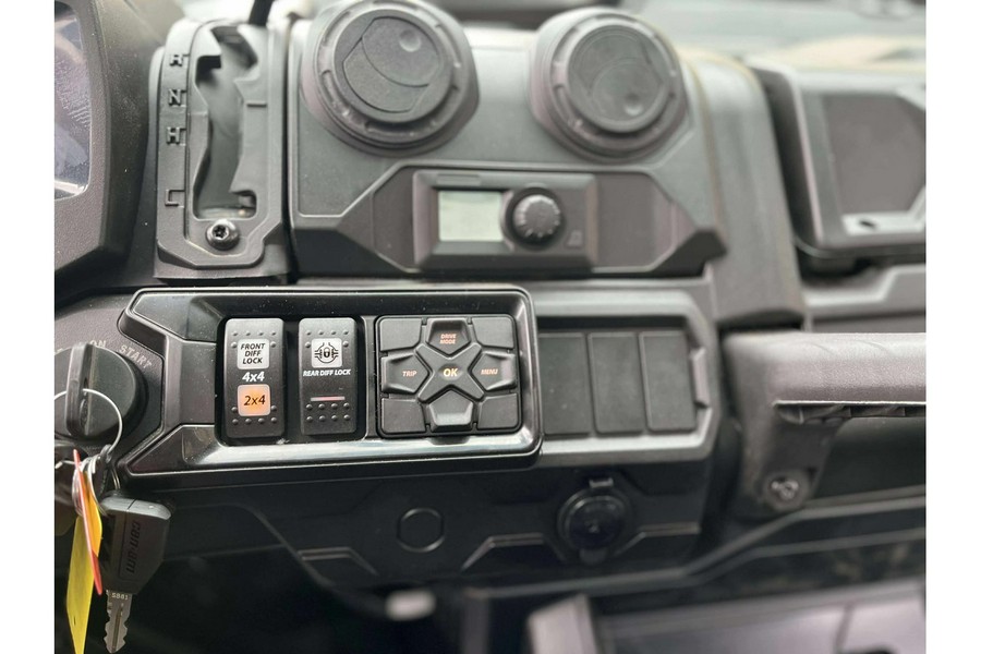 2025 Can-Am SSV DEF LTD 65 HD10 BE 25 Limited HD10