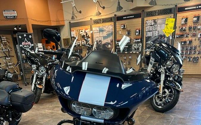 2020 Harley-Davidson® Road Glide® Special Billiard Blue/Stone Washed White