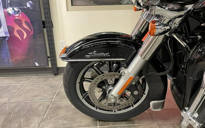 2017 Harley-Davidson® FLHTK - Ultra Limited