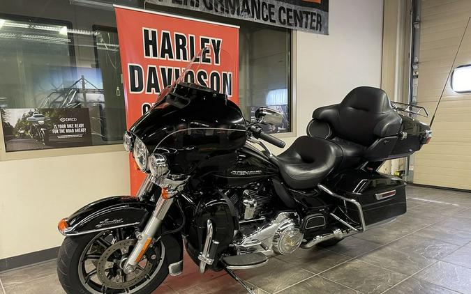 2017 Harley-Davidson® FLHTK - Ultra Limited