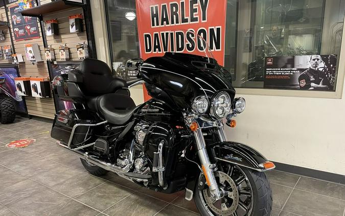 2017 Harley-Davidson® FLHTK - Ultra Limited