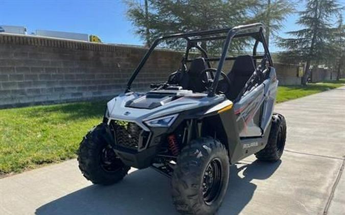 2024 Polaris RZR 200 EFI