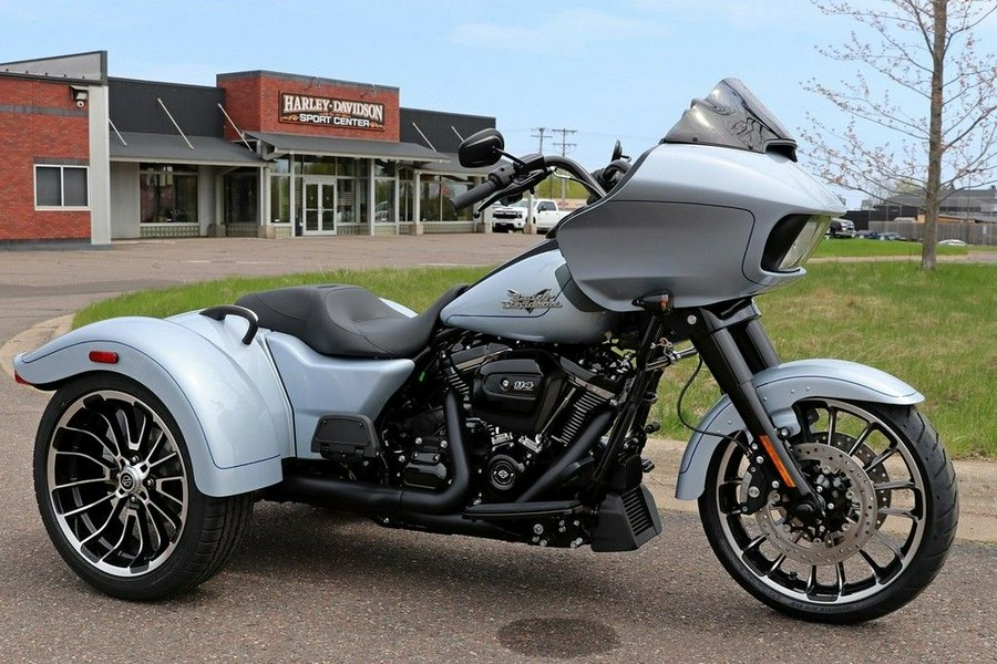 2024 Harley-Davidson® FLTRT - Road Glide® 3