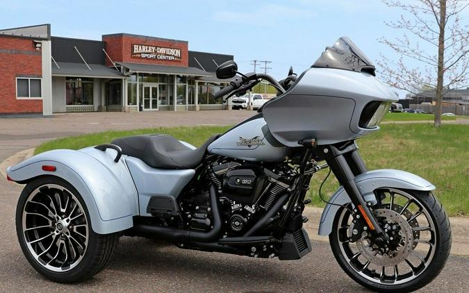 2023 Harley-Davidson Road Glide 3 Trike First Look [5 Fast Facts]