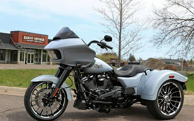 2024 Harley-Davidson® FLTRT - Road Glide® 3