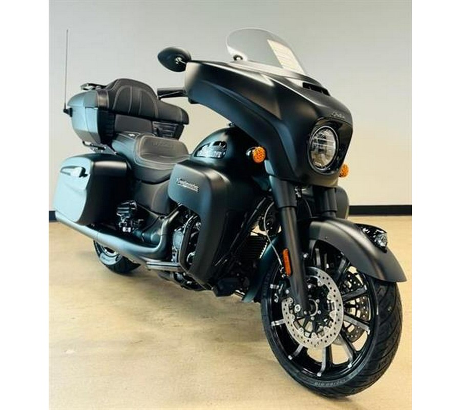 2024 Indian Motorcycle Roadmaster® Dark Horse®