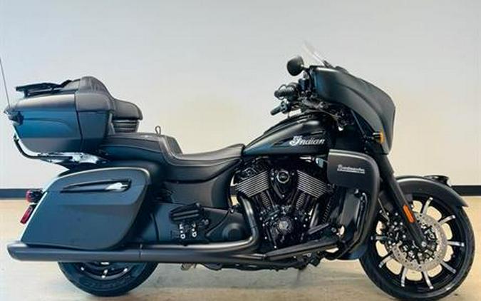 2024 Indian Motorcycle Roadmaster® Dark Horse®