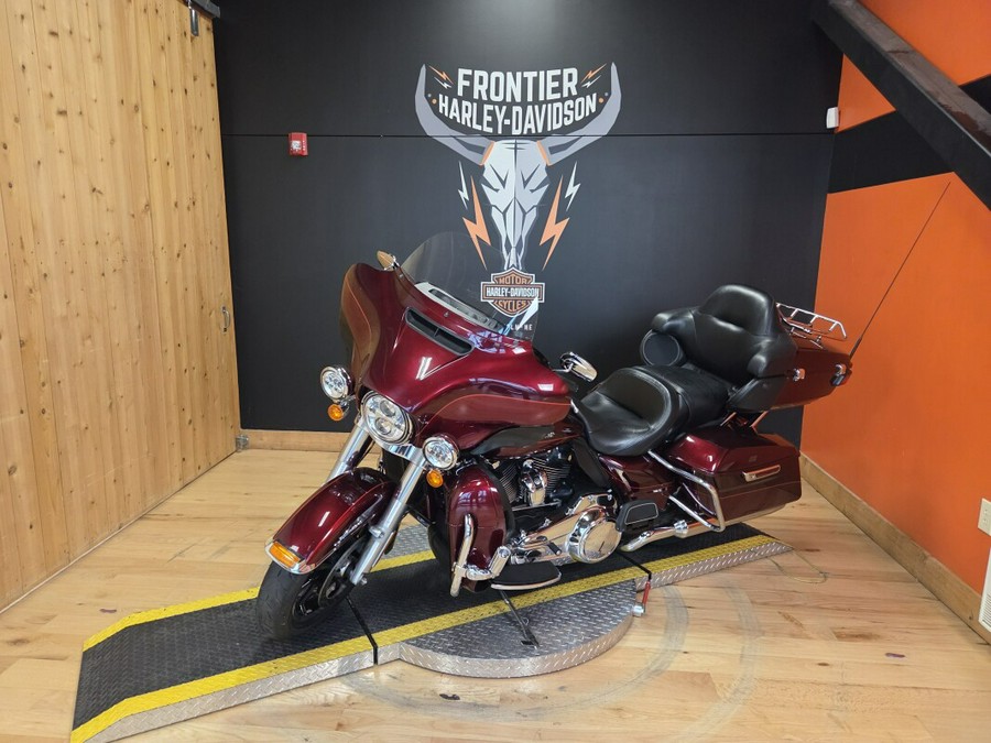 FLHTK 2017 Ultra Limited