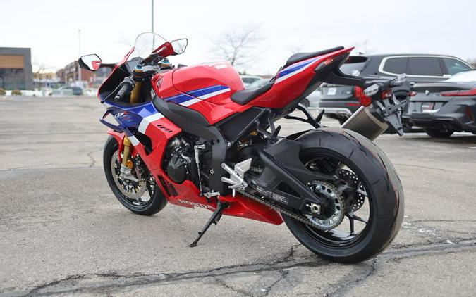 2026 Honda® CBR1000RR-R Fireblade SP