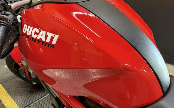 2014 Ducati Monster 696