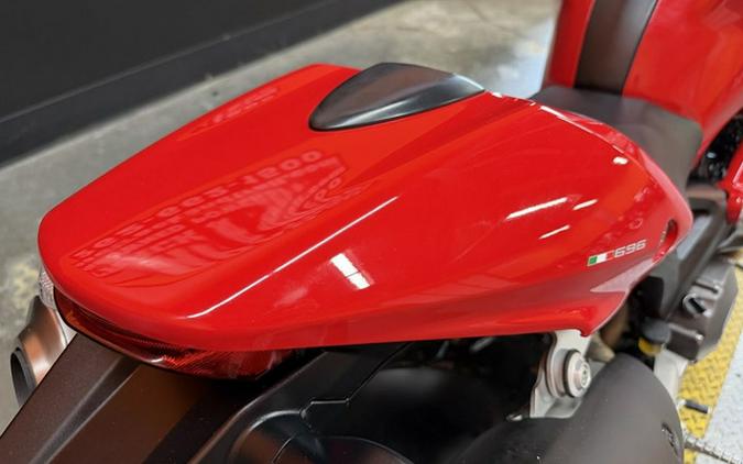 2014 Ducati Monster 696