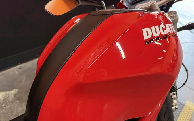 2014 Ducati Monster 696