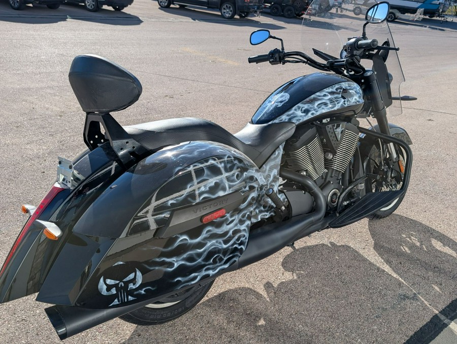 2014 Victory Cross Roads 8-Ball®