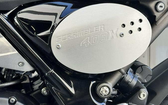 2026 Triumph Scrambler 400 X Baja OrangeAluminium
