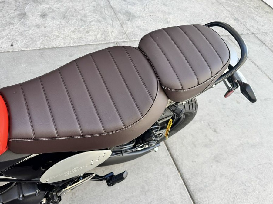 2026 Triumph Scrambler 400 X Baja Orange/Aluminium