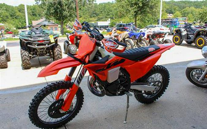 2025 KTM 300 XC