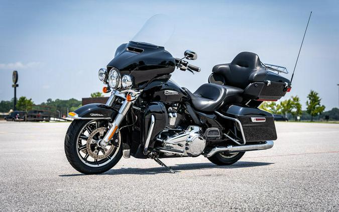 2018 Harley-Davidson® FLHTCU - Electra Glide® Ultra Classic®