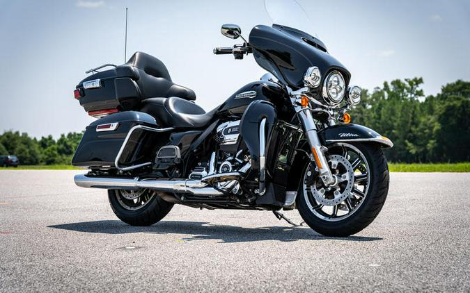 2018 Harley-Davidson® FLHTCU - Electra Glide® Ultra Classic®