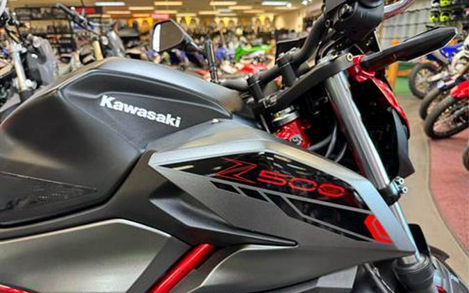 2025 Kawasaki Z500 SE ABS