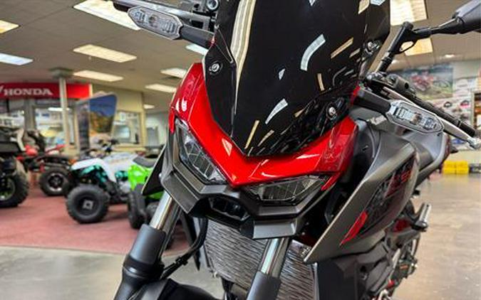 2025 Kawasaki Z500 SE ABS