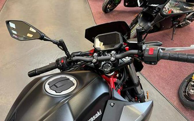 2025 Kawasaki Z500 SE ABS