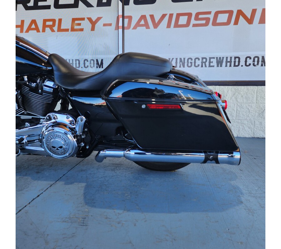 FLHXS 2017 Street Glide® Special