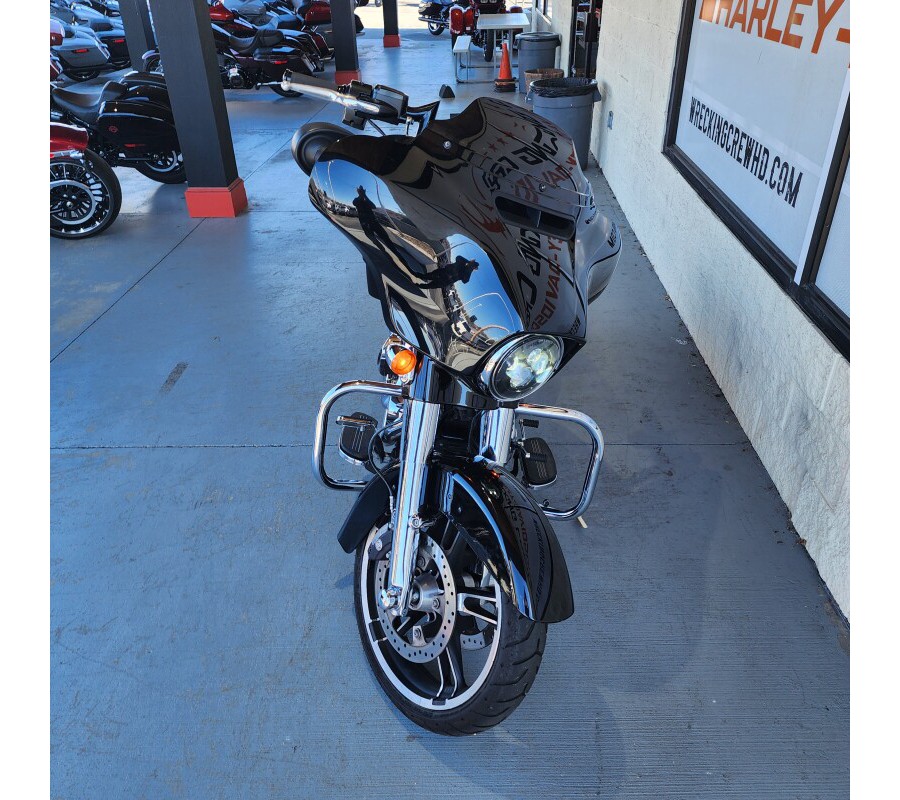 FLHXS 2017 Street Glide® Special