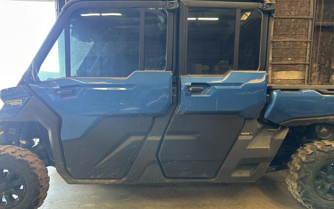 2022 Can-Am Defender Max Limited CAB HD10