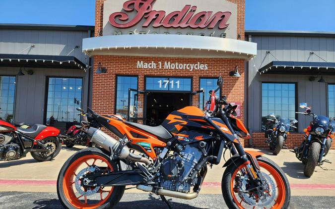2022 KTM 890 Duke GP