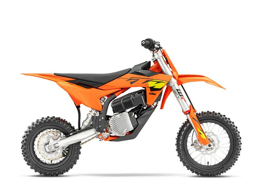 2027 GASGAS MC-E 5